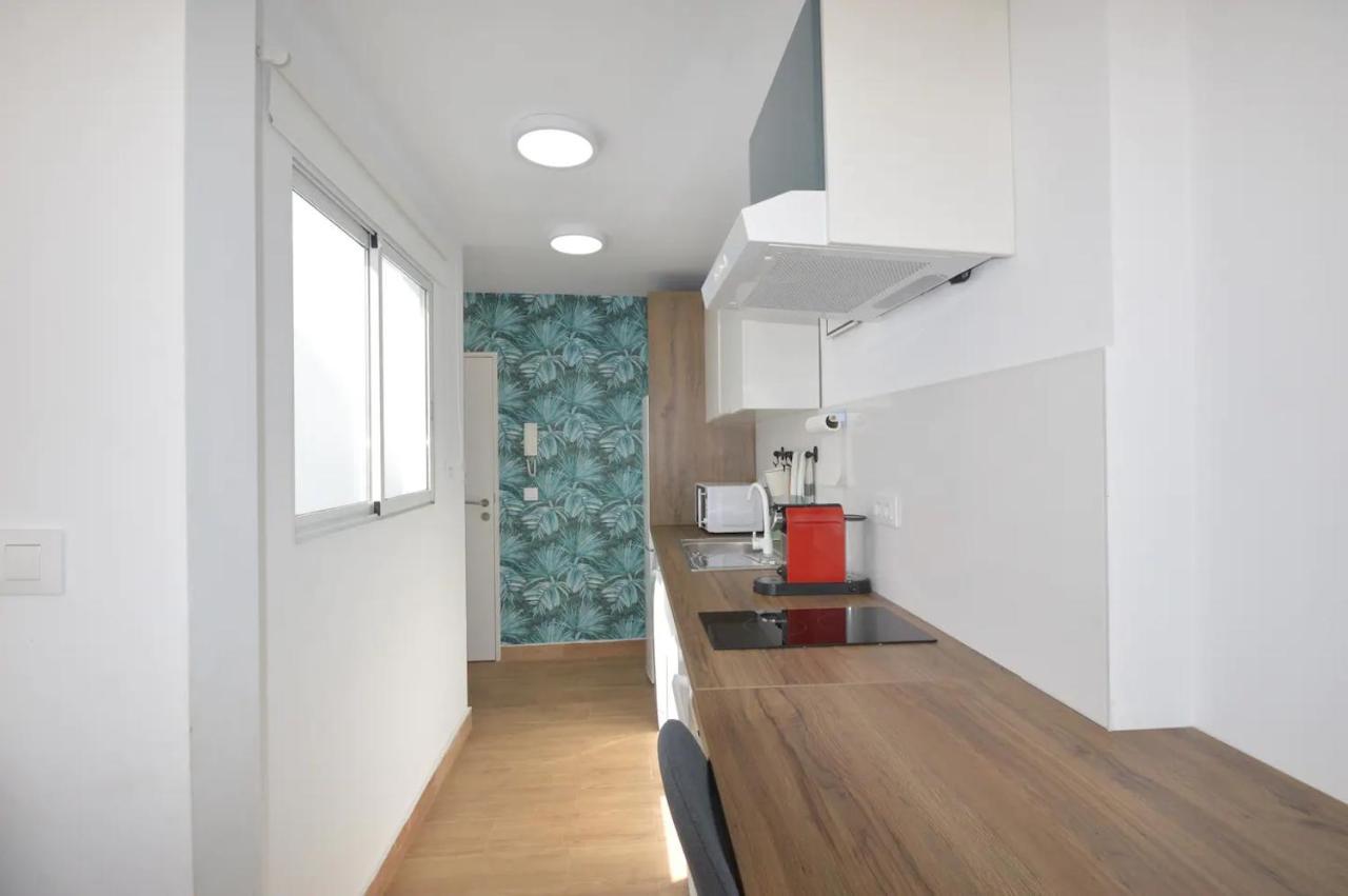 Con Terraza Privada Junto Al Mar